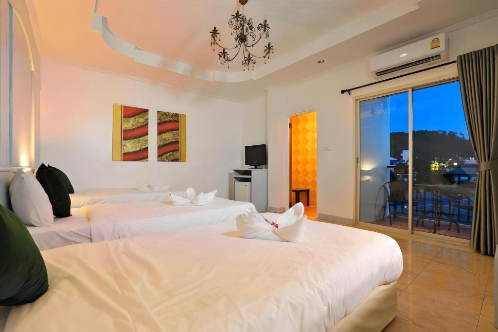 Gorgeous Boutique Room Patong Bagian luar foto