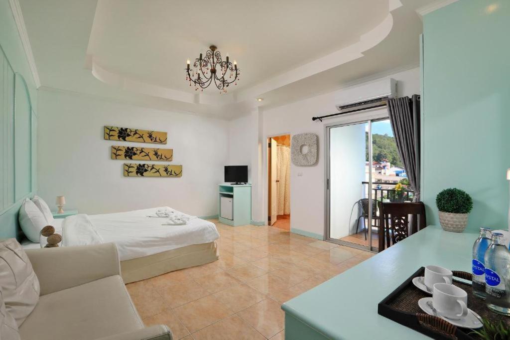 Gorgeous Boutique Room Patong Bagian luar foto